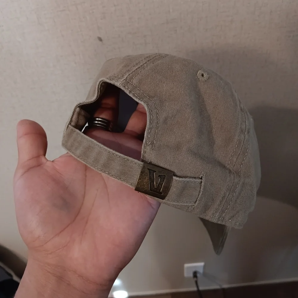 Vuori Hat Khaki Strapback  Outdoors Hiking Cotton Baseball Cap Preppy New No Tag